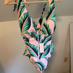 NWT Cupshe Tropical Print one piece bathing suit
